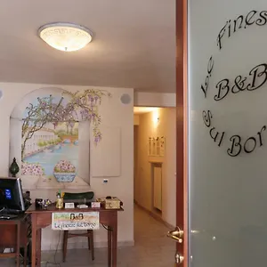 Le Finestre Sul Borgo Affittacamere Peschiera del Garda